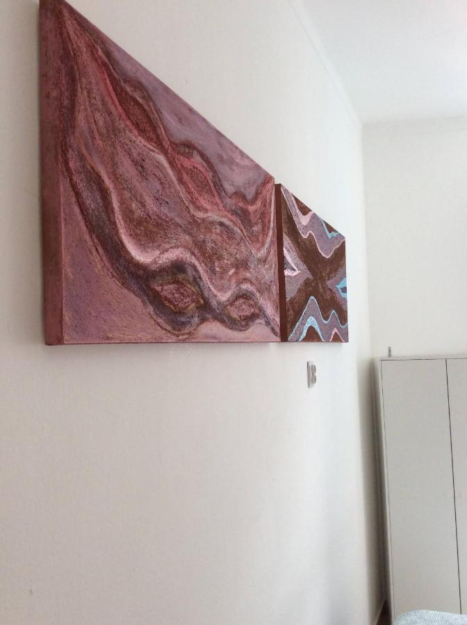 לאגוּ‏ש Iguana Guesthouse מראה חיצוני תמונה